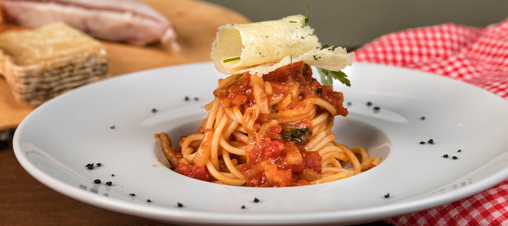 spaghetti-all'amatriciana-ricetta